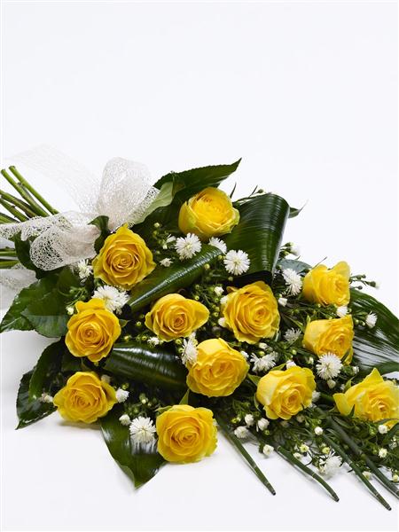 Classic Yellow Roses Sheaf